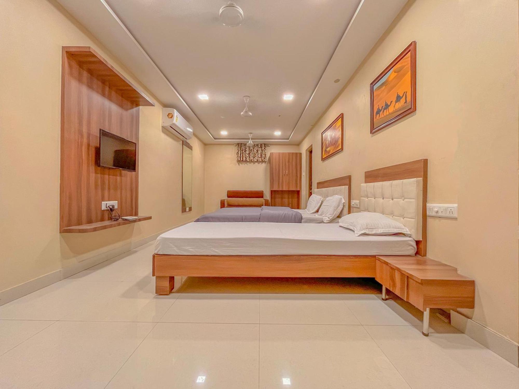 Stayguru Park View Residency Bhuj Eksteriør bilde