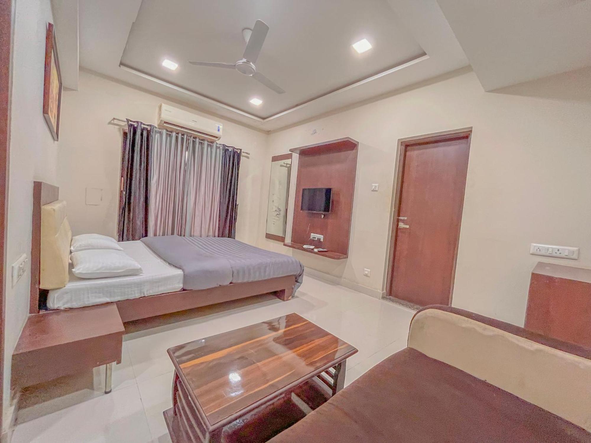 Stayguru Park View Residency Bhuj Eksteriør bilde