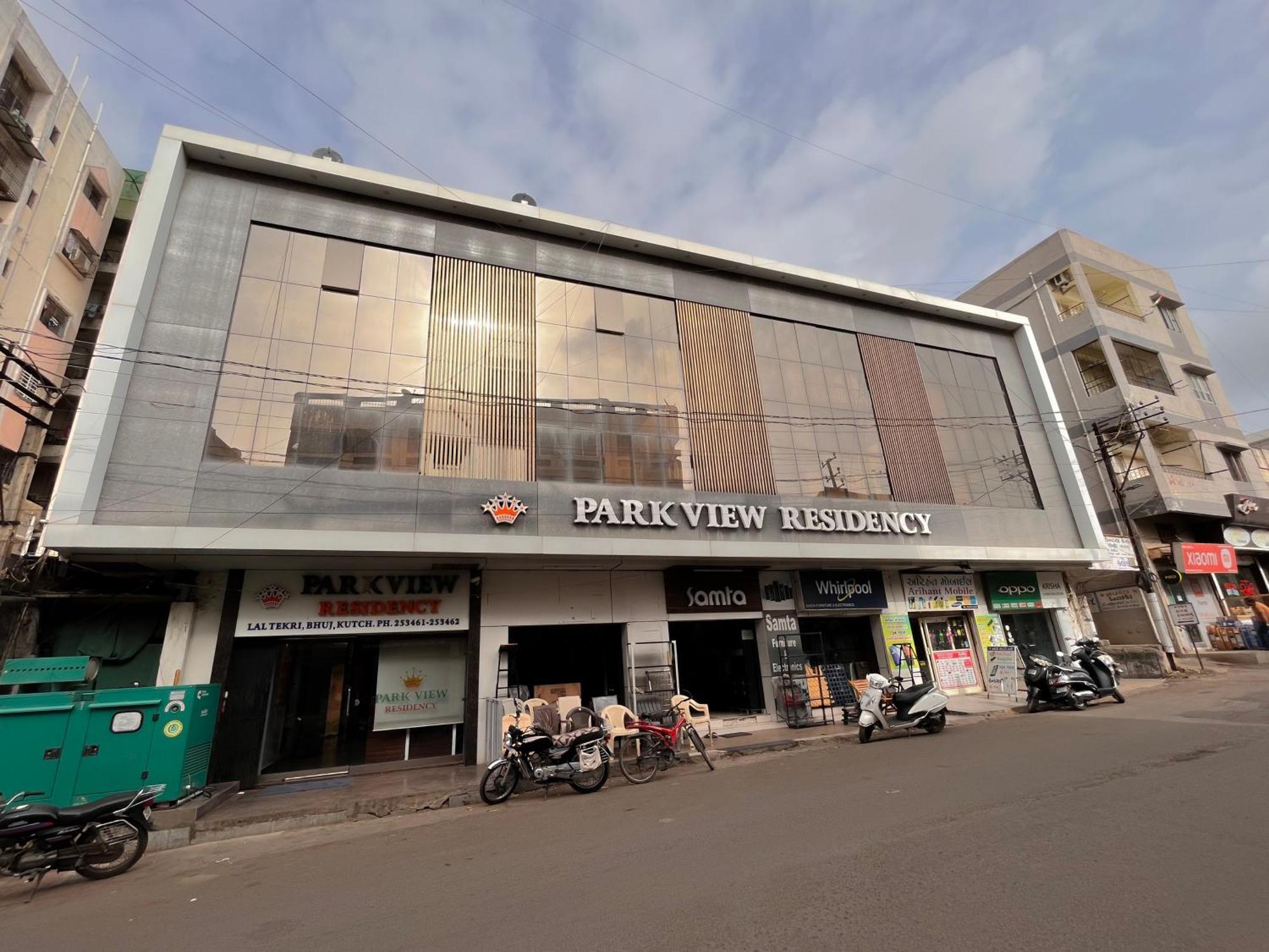 Stayguru Park View Residency Bhuj Eksteriør bilde