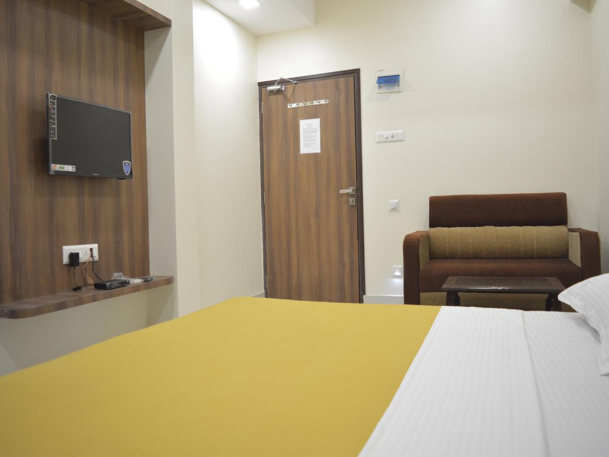 Stayguru Park View Residency Bhuj Eksteriør bilde